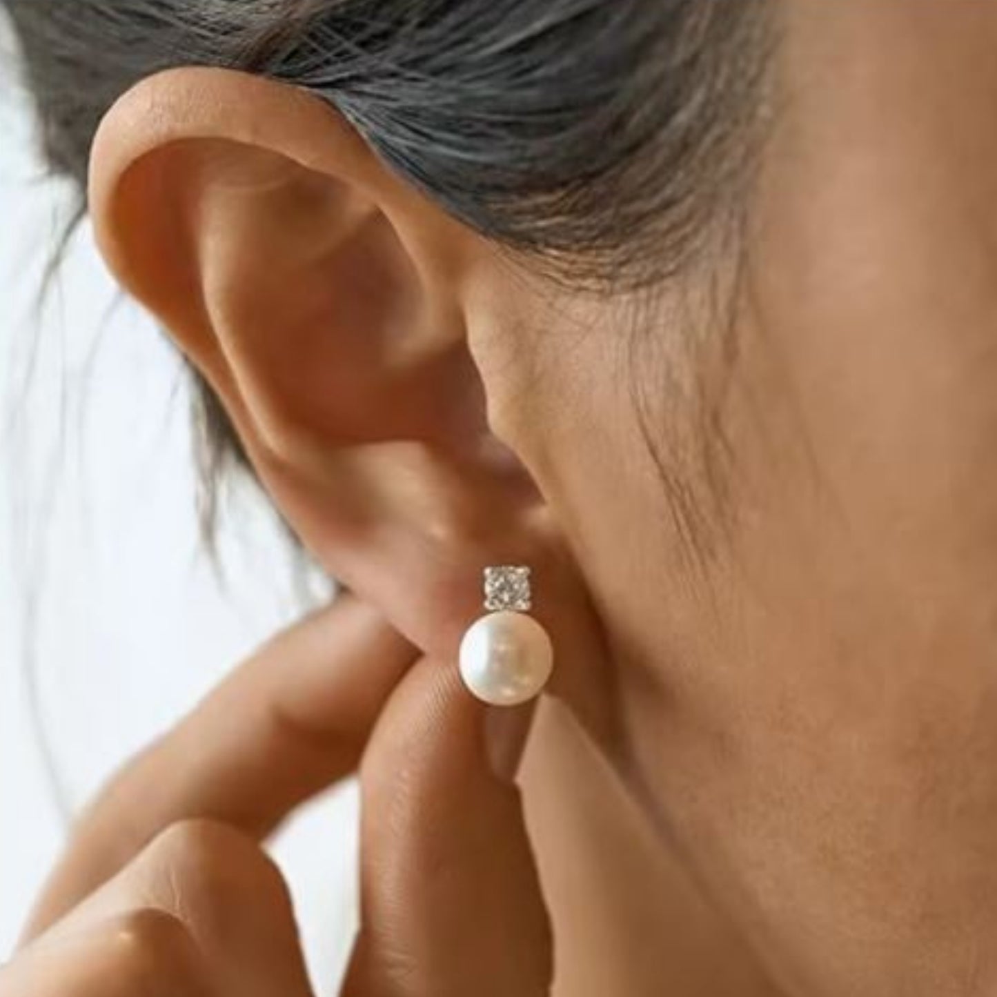 Luxe Pearl Earrings
