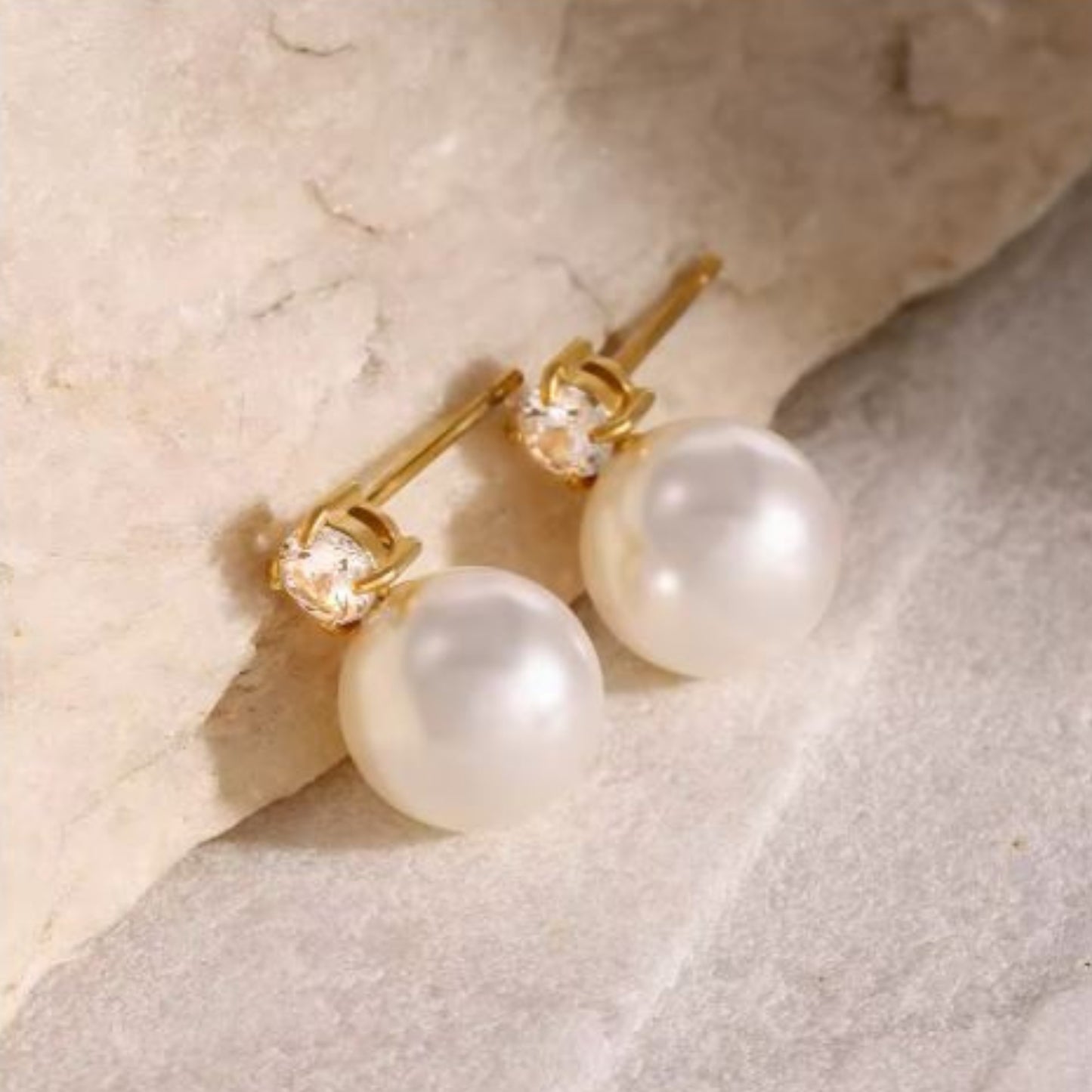 Luxe Pearl Earrings
